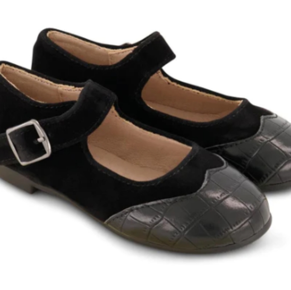 NWT Zeebra Kids Hard Sole Crocodile Mary Janes Size 32